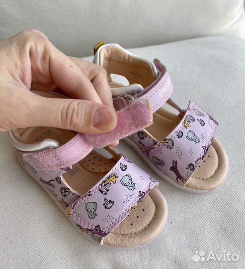 Сандали для девочки Geox