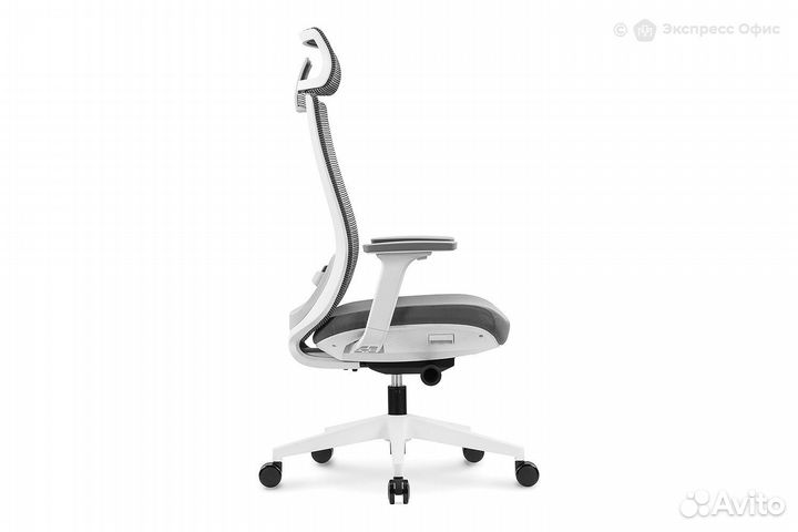 Кресло для руководителя Ruby white