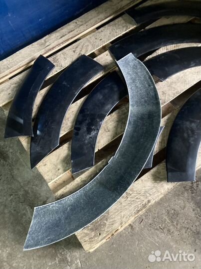 Расширители колесных арок для Audi Q7 4L