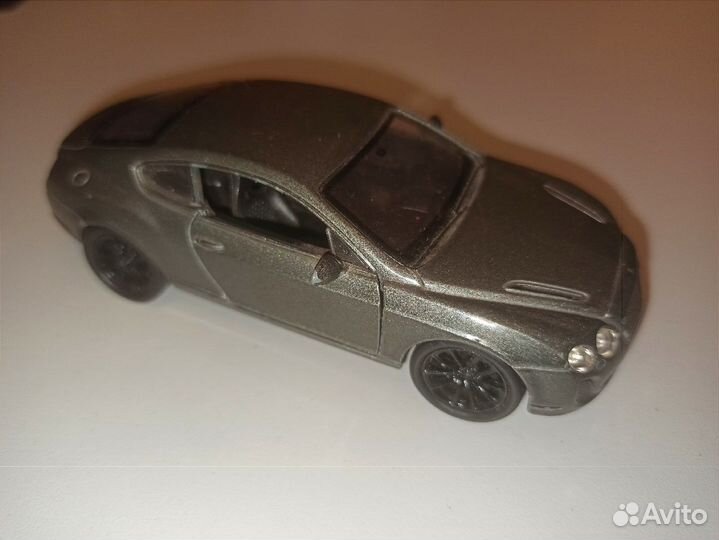 Машинки Welly