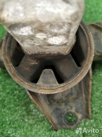 Опора МКПП Kia Ceed хетчбэк 1.4 G4FA 2011