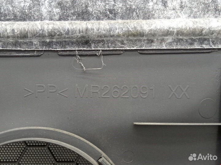 Обшивка для Mitsubishi Space Star 1