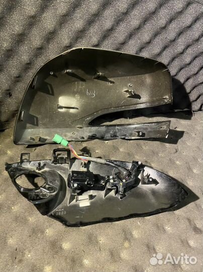 Lexus Lx570 корпус правого зеркала