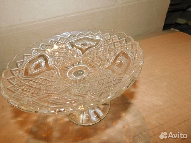 Антикварная, красивая вазочка-креманка ри,редкость