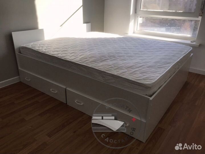 Кровать двухспальная