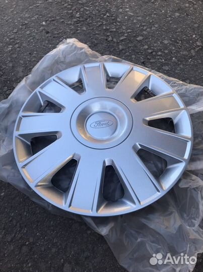 Колпак колесный Ford 15