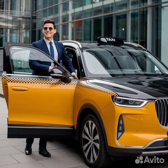 Водитель такси на своем авто