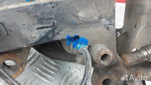 Ступица передняя левая mercedes benz CLS C219 (DAD