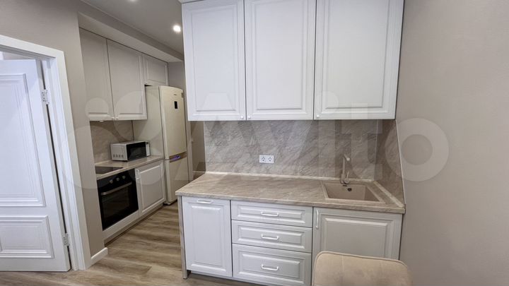 2-к. квартира, 46 м², 6/18 эт.