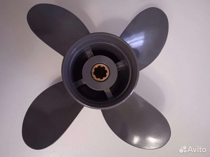 Гребные винты Yamaha 9,9-15л/с 8 шлицов