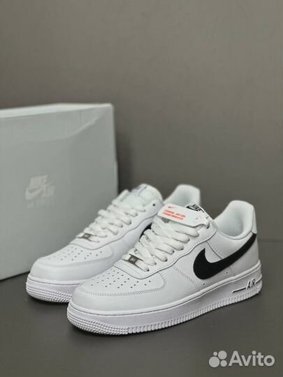 Кроссовки Nike Air Force 1 White and Black