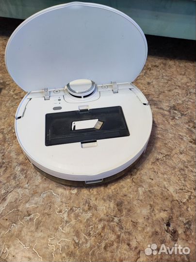 Робот пылесос midea