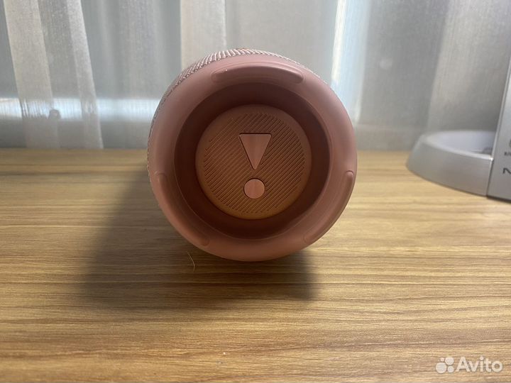 Колонка jbl charge 5 бу розовая