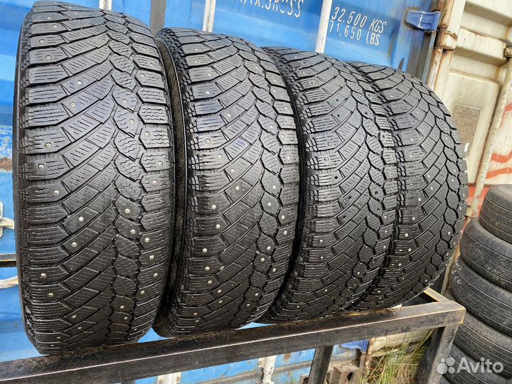 Continental ContiIceContact 4x4 215/65 R16 102T