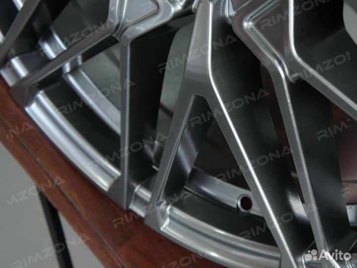 Литые диски R21 на BMW. Арт3411