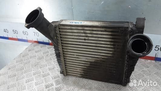 Радиатор интеркуллера volkswagen touareg 7L (LUK19