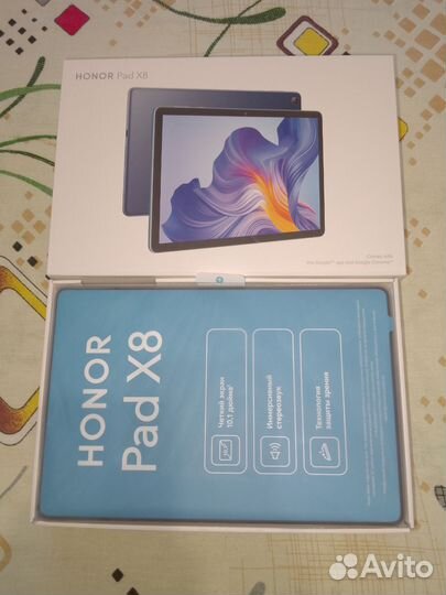 Планшет honor pad x8 новый