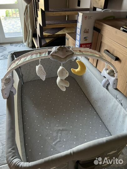 Приставная кроватка chicco Next2Me