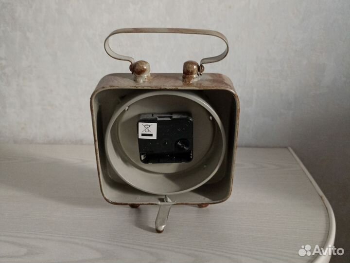 Часы настольные