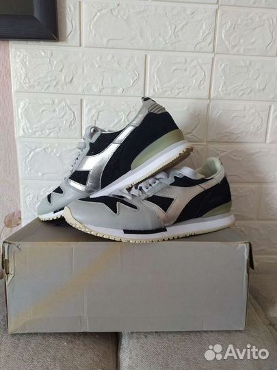 Diadora heritage