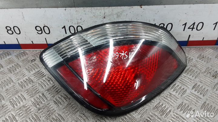 Фонарь задний правый на KIA RIO 2 хэтчбек