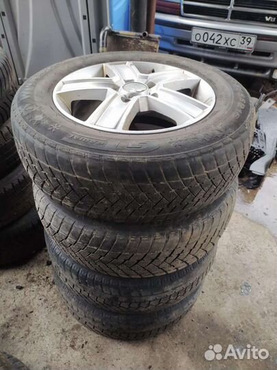 Диски volkswagen t5 R16 хорошее состояние