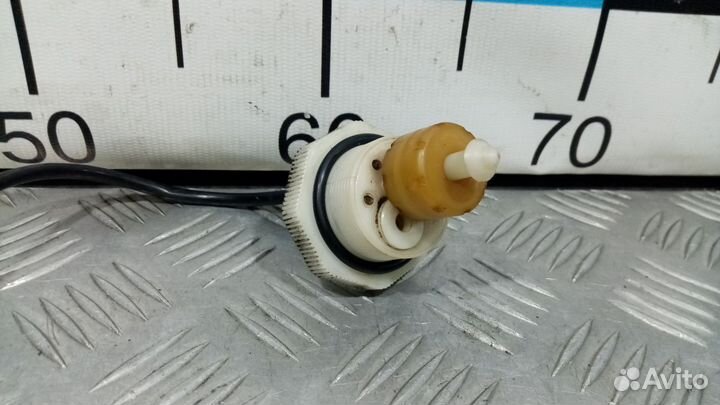 Б/У Датчик топливного фильтра Subaru