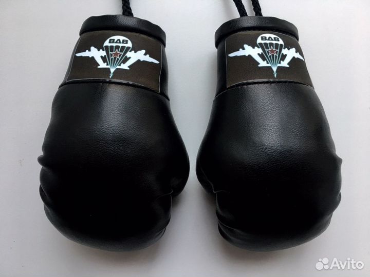 Боксерские перчатки маленькие