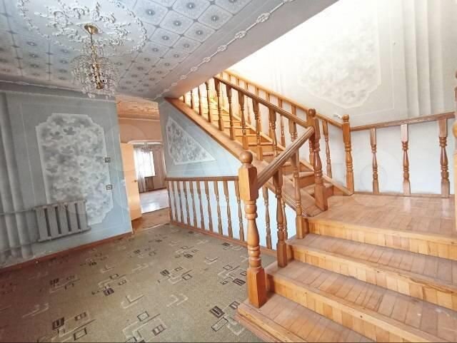 Дом 230,2 м² на участке 4,9 сот.