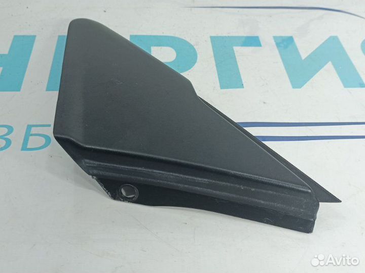 Накладка крыла передняя левая Renault Kaptur