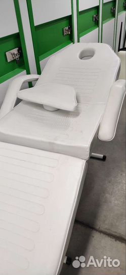 Кушетка косметологическая