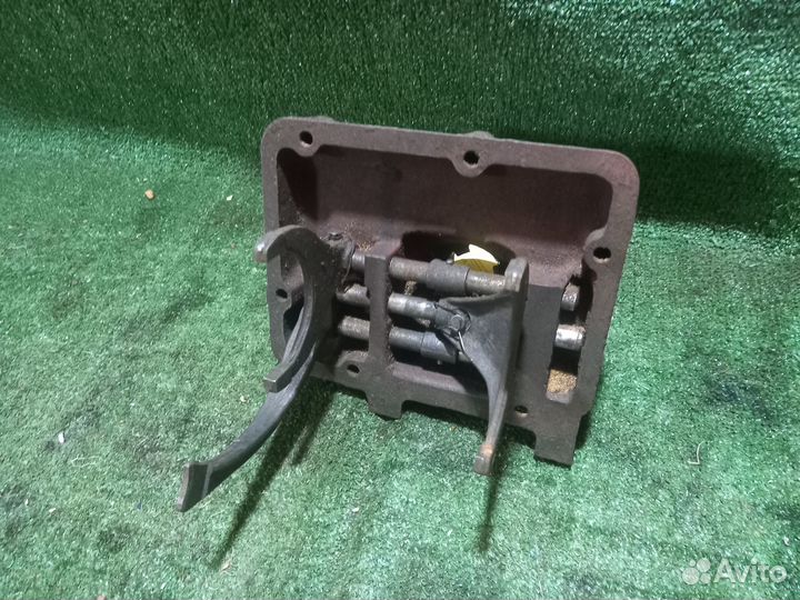 Крышка кпп газ-53