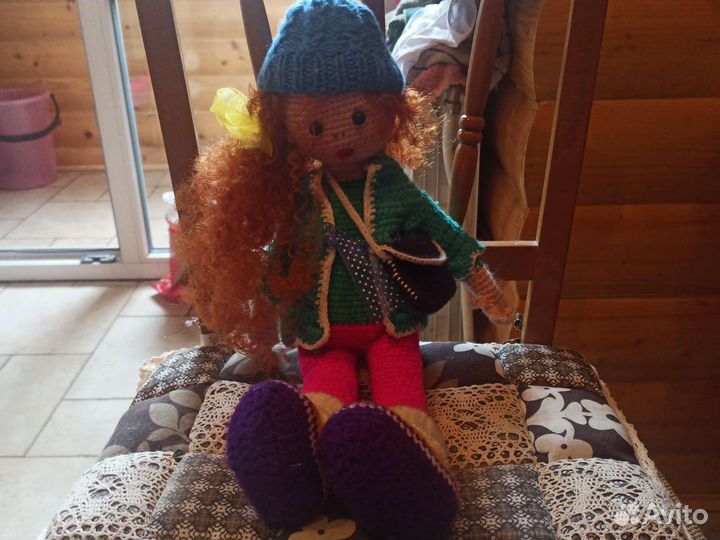 Кукла вязаная ручной работы