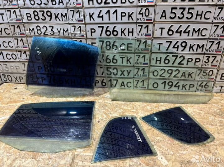 Стекло двери Skoda Octavia Tour 1.6 2003