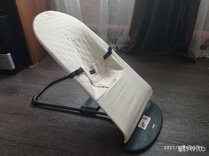Шезлонг для новорожденных