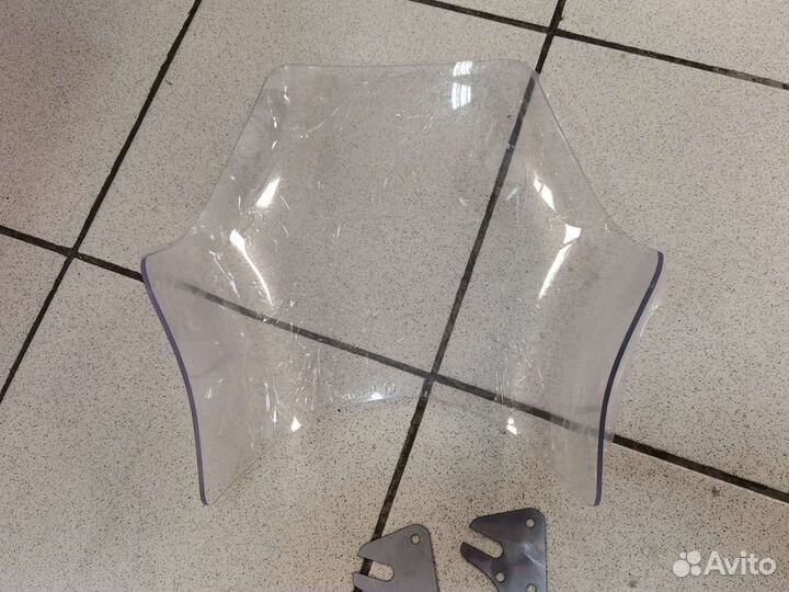 Универсальное стекло на мотоцикл