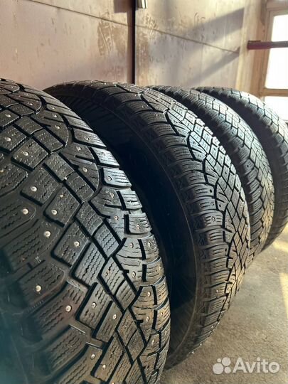 Continental IceContact 2 235/60 R18 107T