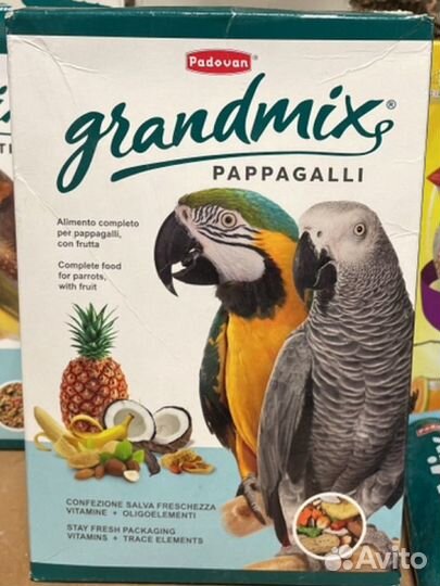 Корм для попугаев,канареек, экзотов