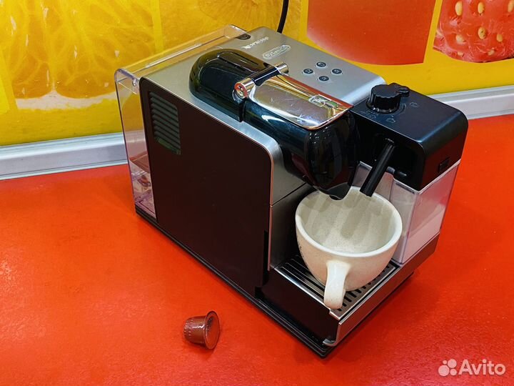 Капсульная кофемашина delonghi nespresso + капсулы