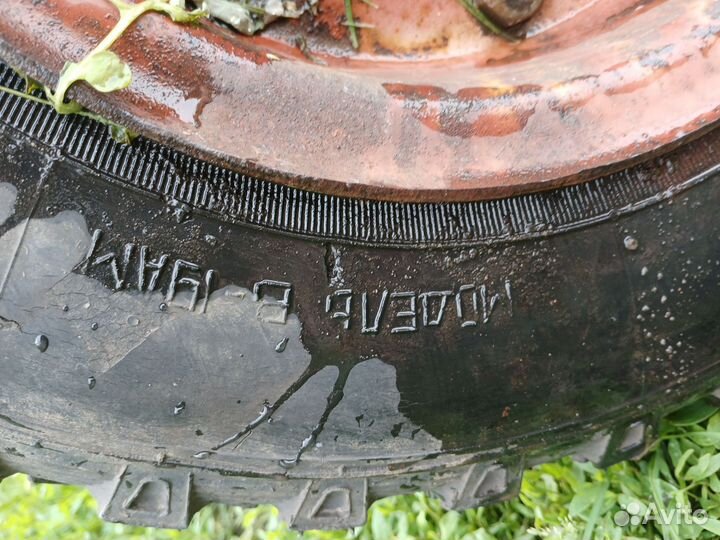 Покрышки на прицеп мотоблока