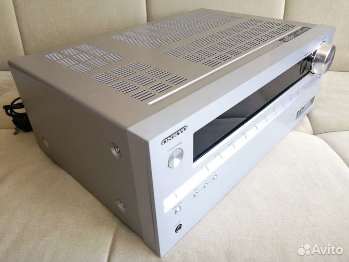 Ресивер Onkyo TX-NR414