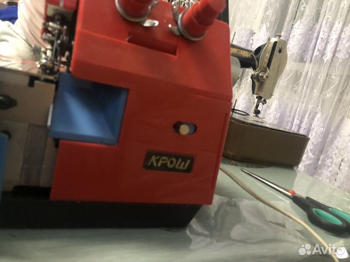 Швейная машина оверлок бу