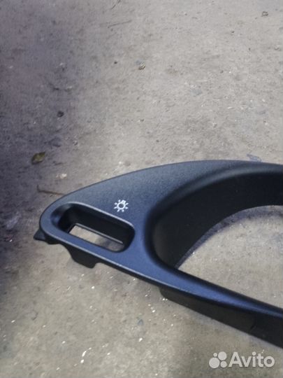 Рамка магнитолы niva chevrolet