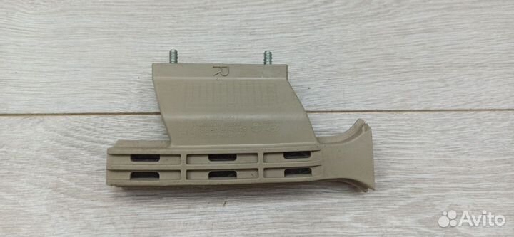 Направляющая стекла Hyundai solaris 2 Прав