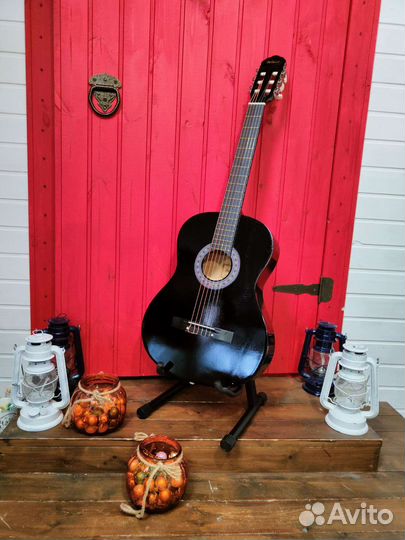 Гитара классическая