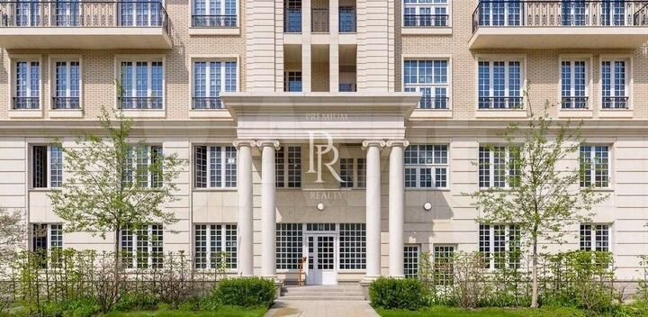 Своб. планировка, 380 м², 2/8 эт.