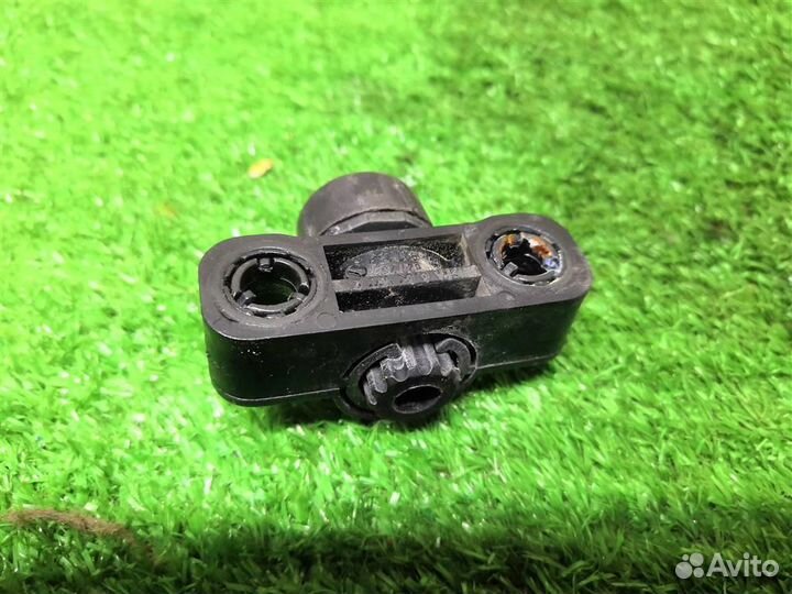 Отбойник крышки багажника Audi A5 /S5 Coupe/Sport