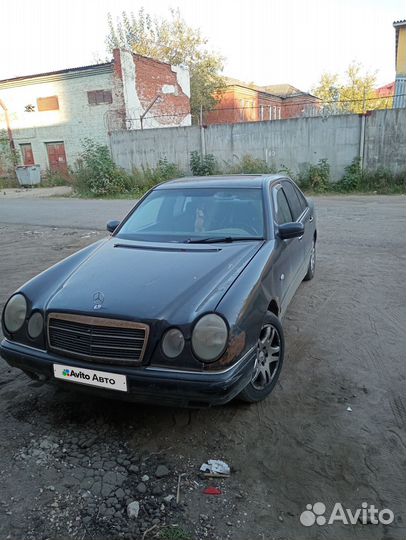 Mercedes-Benz E-класс 3.2 AT, 1999, 347 000 км