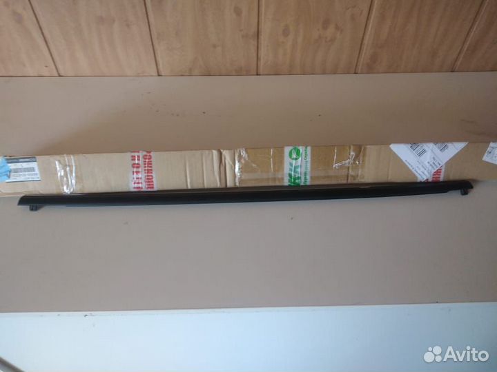 Mazda 3 BL молдинг двери задней левой