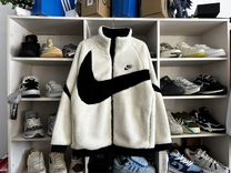 Куртки барашки Nike двусторонние